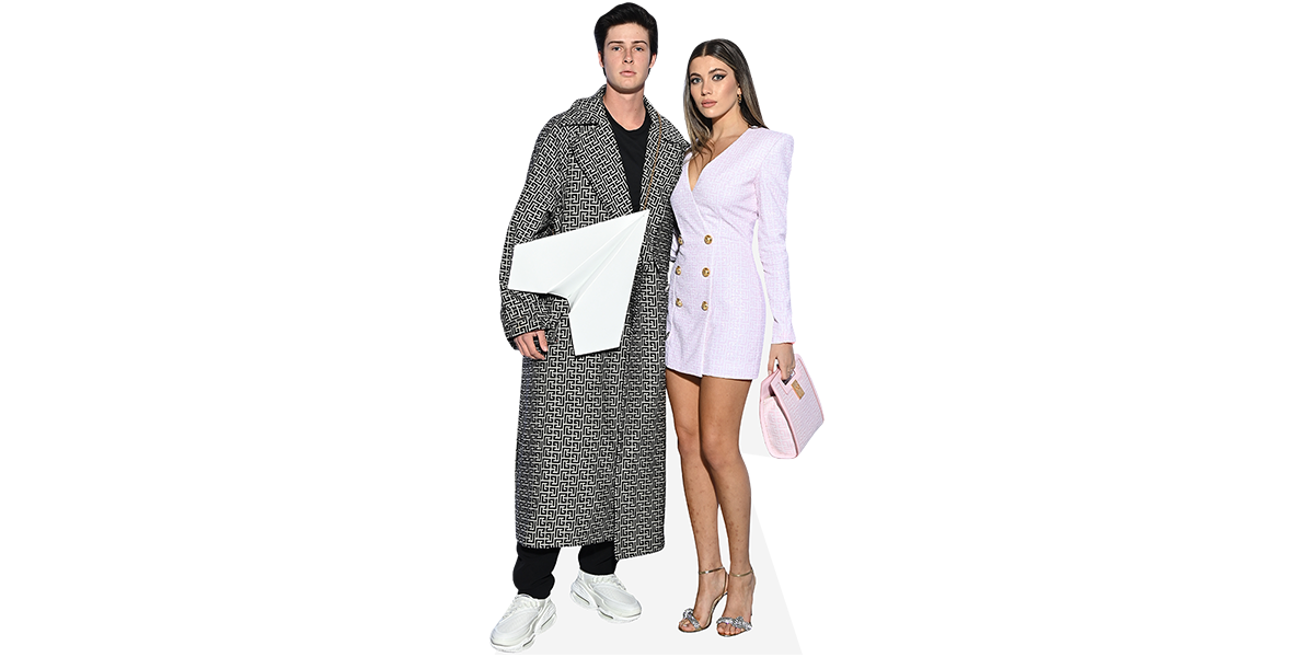 Featured image for “Blake Gray And Amelie Zilber (Duo) Mini Celebrity Cutout”